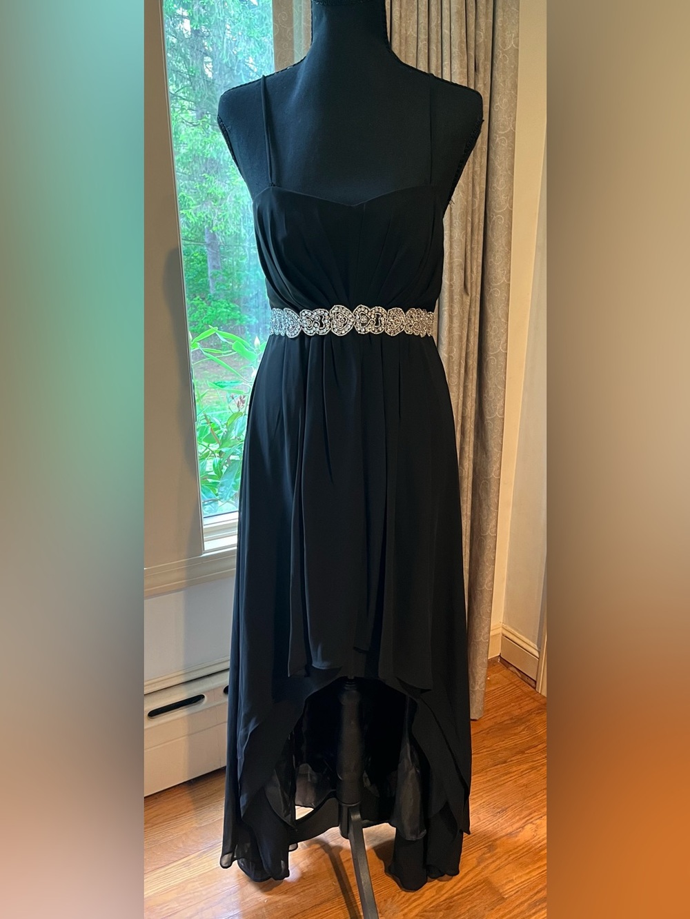 Elegant Black High-Low Evening Dress with Crystal Waist Detail